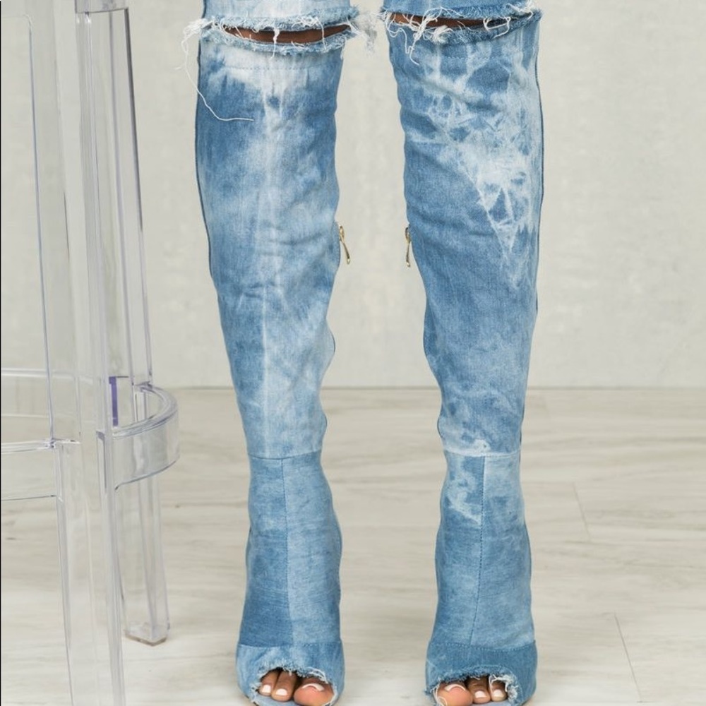 Jean Ripped Thigh Boots